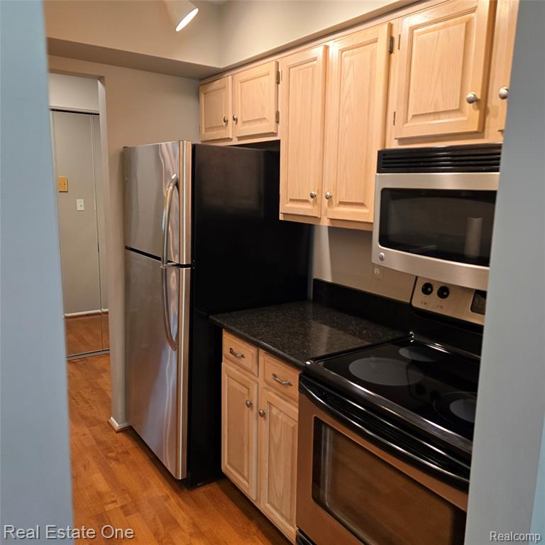 770 E Fox Hills Drive W, Bloomfield Hills, MI 48304 — Photo 19