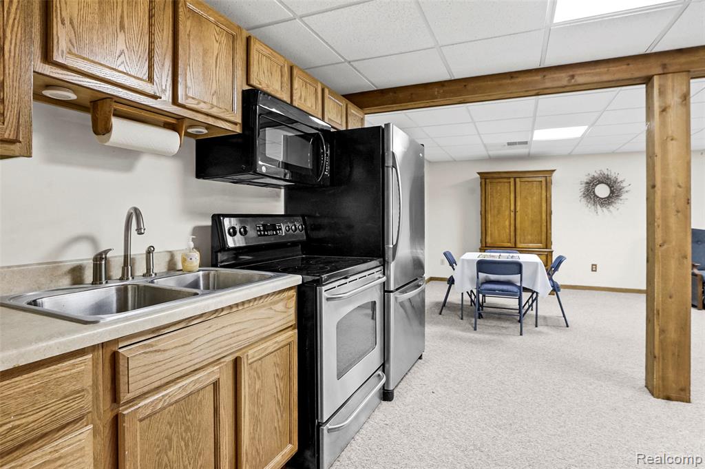 9587 Harmon Lane, South Lyon, MI 48178 — Photo 23