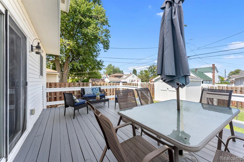 29247 Adams Drive, Gibraltar, MI — Photo 20