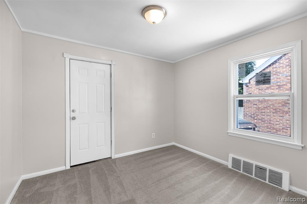 19003 Curtis Street, Detroit, MI 48219 — Photo 11