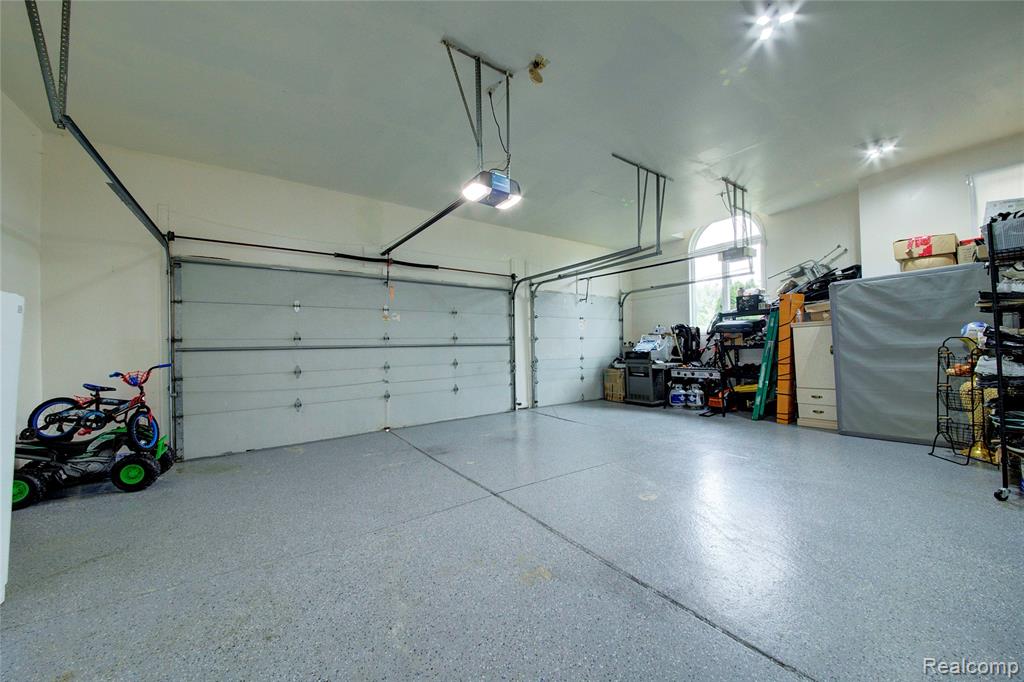 4935 Maceri Circle, Sterling Heights, MI 48314 — Photo 30