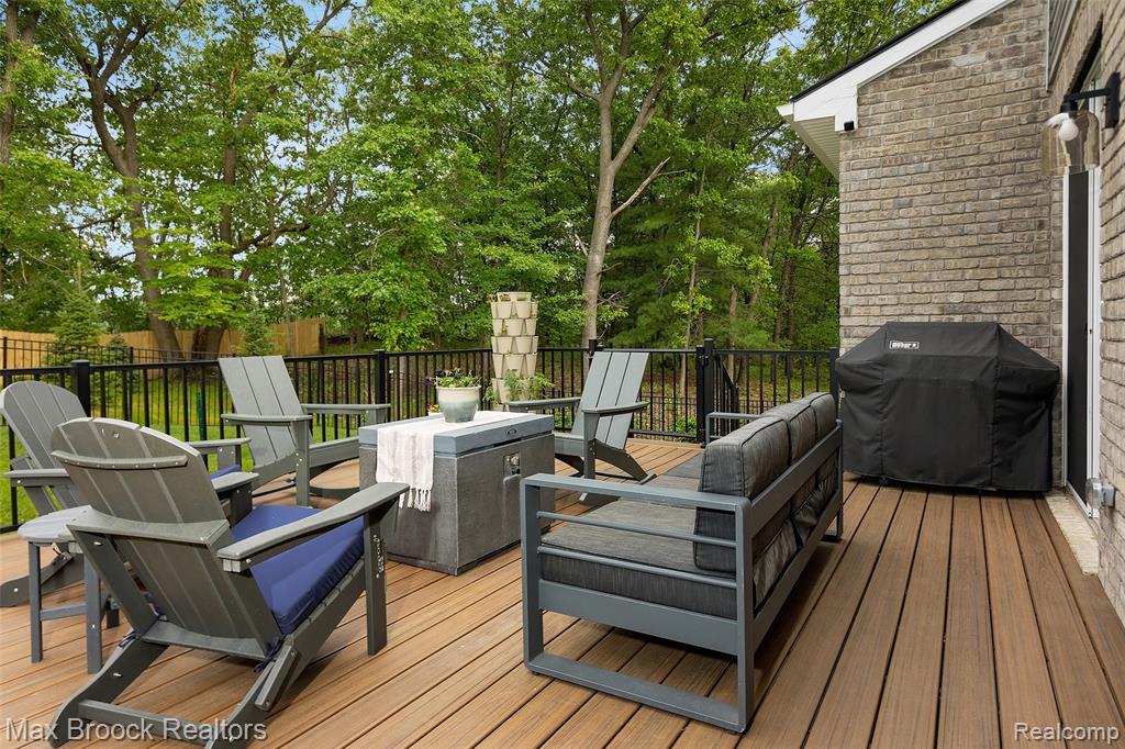460 Lake Manitou Trail, Oxford, MI 48371 — Photo 56