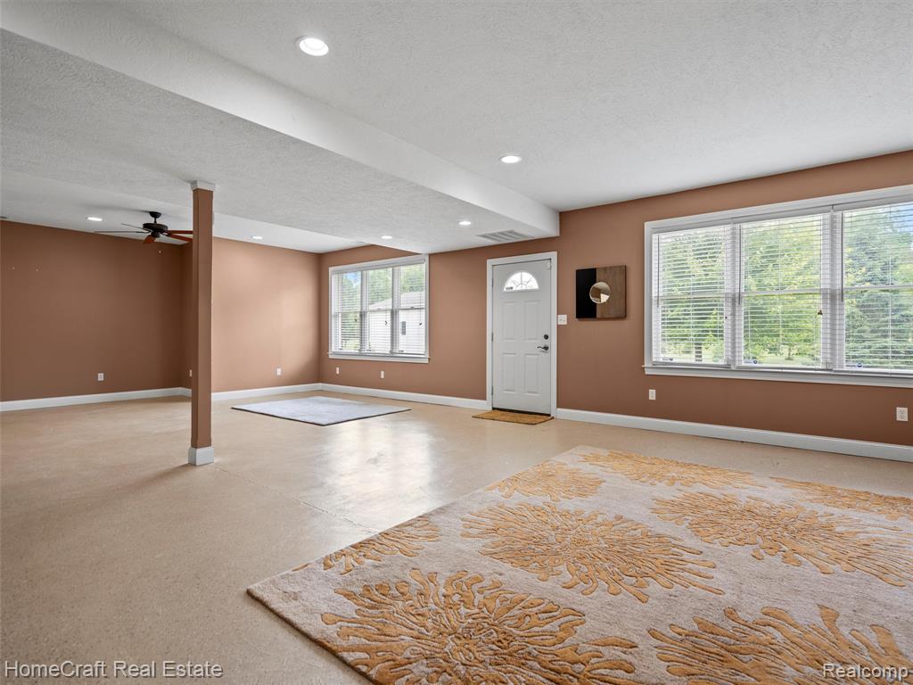 108 Densel Court, Jackson, MI 49201 — Photo 41