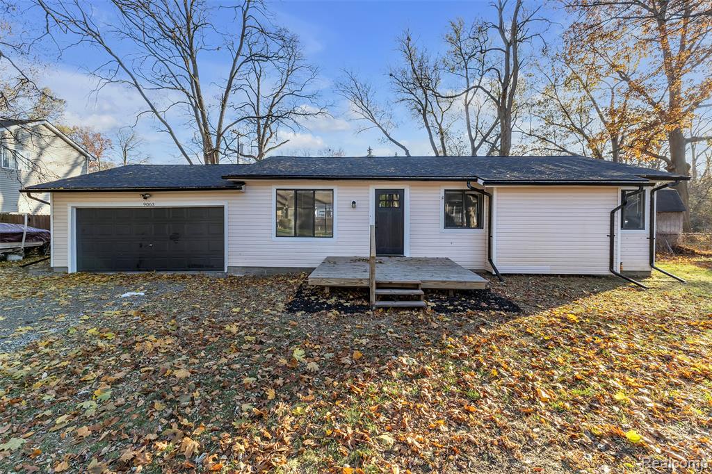 9063 Ashdown Avenue, White Lake, MI — Photo 2