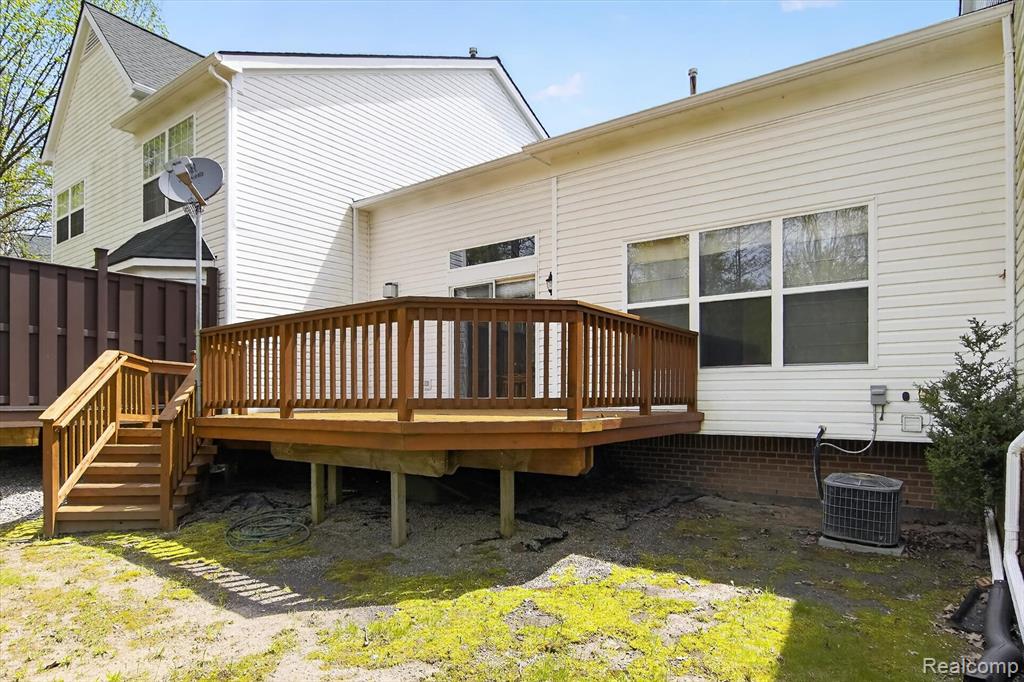 606 Shady Maple Drive, Wixom, MI 48393 — Photo 45