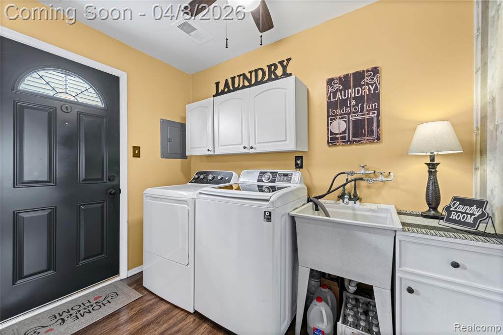 4685 Universal Street, Dearborn Heights, MI 48125 — Photo 24