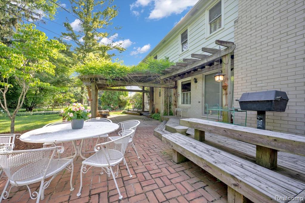 5116 Mohr Valley Lane, Bloomfield Hills, MI 48304 — Photo 29