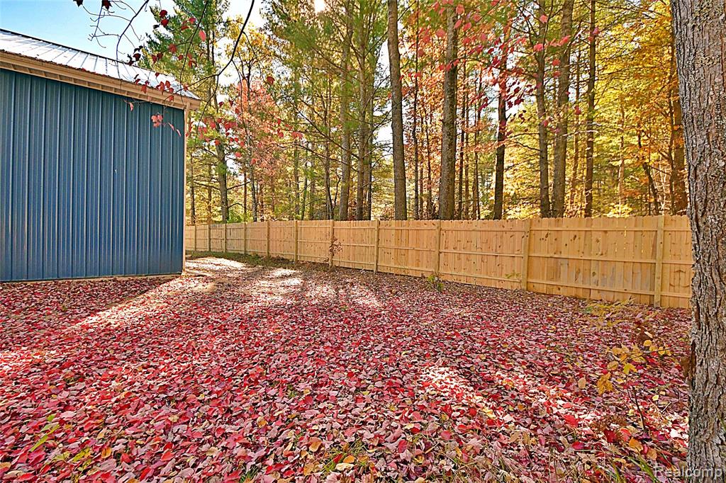 7877 Oak Road, St. Helen, MI 48656 — Photo 14