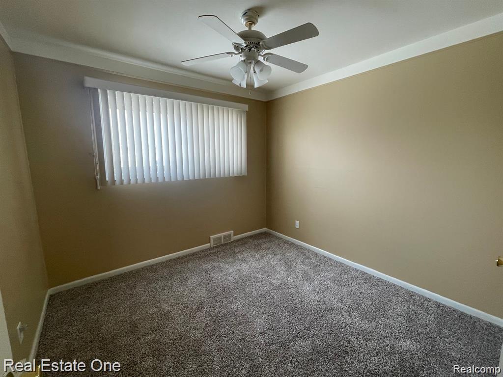 6517 GILMAN Street, Garden City, MI — Photo 5
