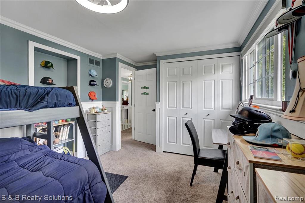 6750 Wing Lake Road, Bloomfield Hills, MI 48301 — Photo 31