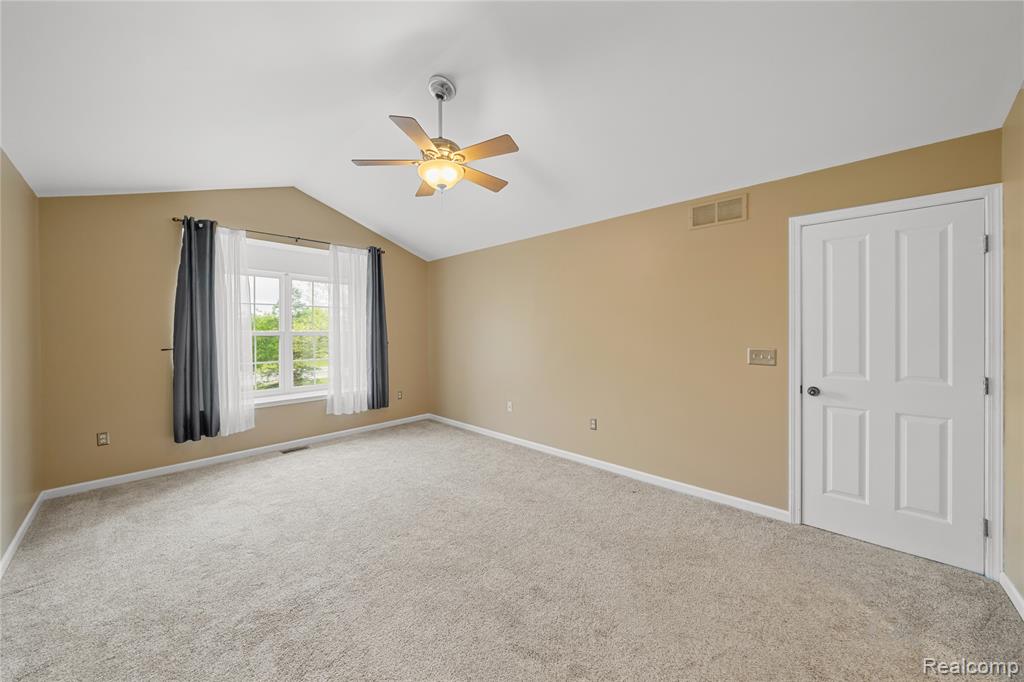 47408 PEMBROKE Drive, Canton, MI 48188 — Photo 25