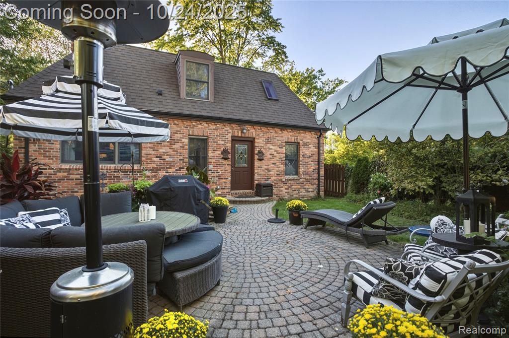 8094 Huntington Road, Huntington Woods, MI — Photo 4