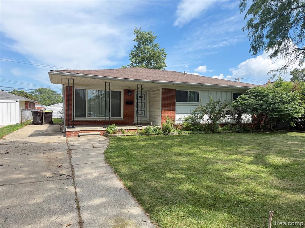 1861 Grange Road, Trenton, MI 48183