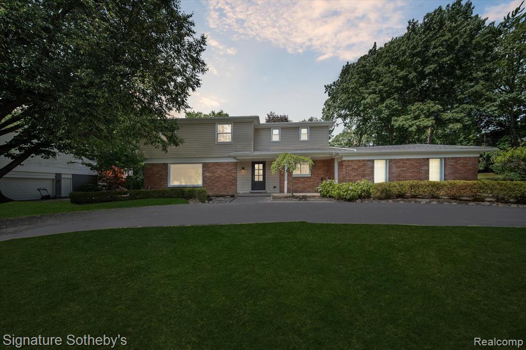 2200 Brenthaven Drive E, Bloomfield, MI 48304 — Photo 41