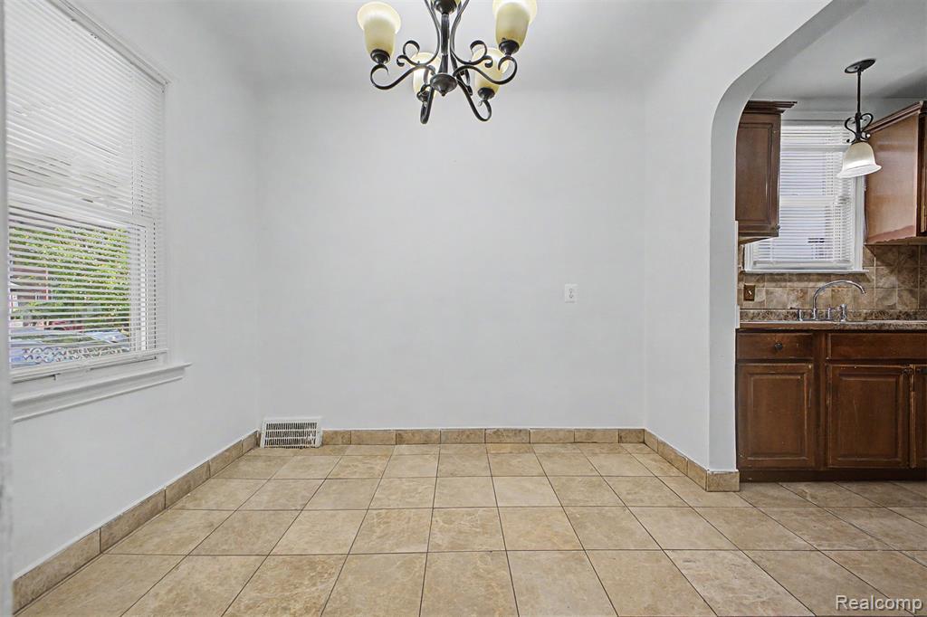4645 Rosalie Street, Dearborn, MI 48126 — Photo 8