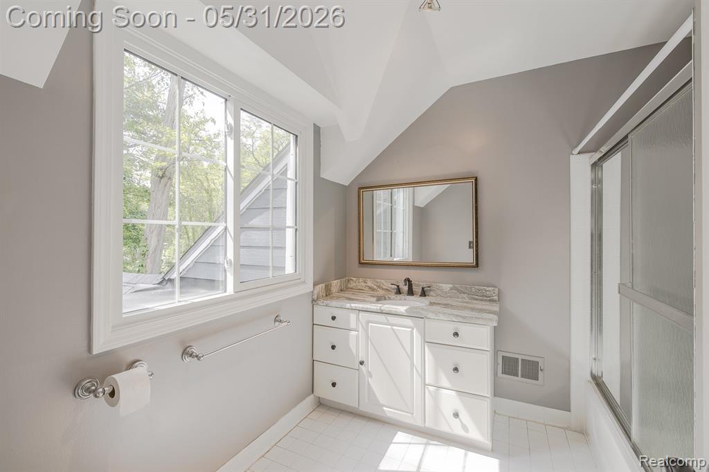 5020 Whitlow Court, Commerce Twp, MI 48382 — Photo 26