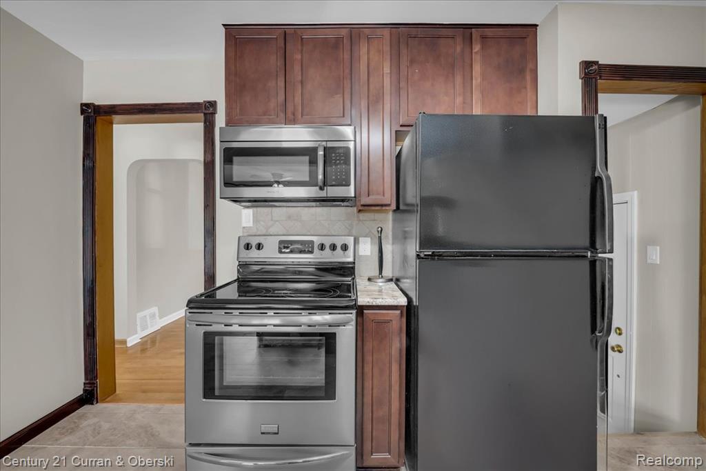 4191 Grindley Park Street, Dearborn Heights, MI 48125 — Photo 10
