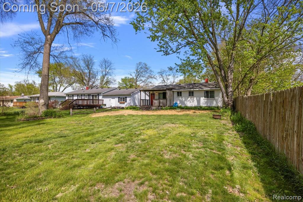 2795 Woodbury Street, Walled Lake, MI 48390 — Photo 43