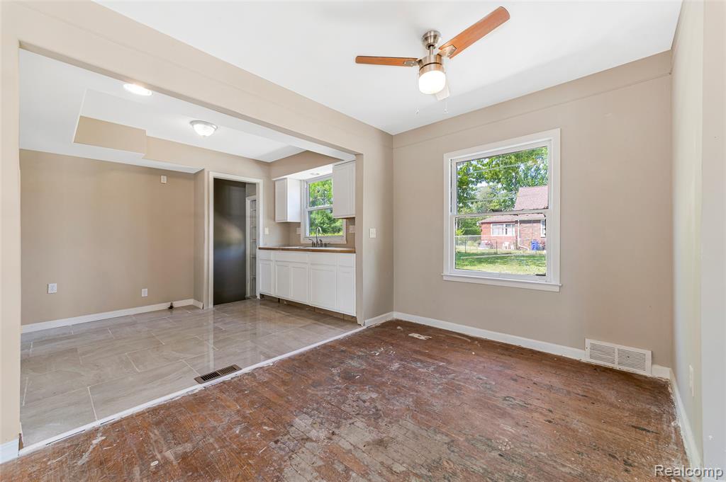 8539 Desoto Street, Detroit, MI 48238 — Photo 11