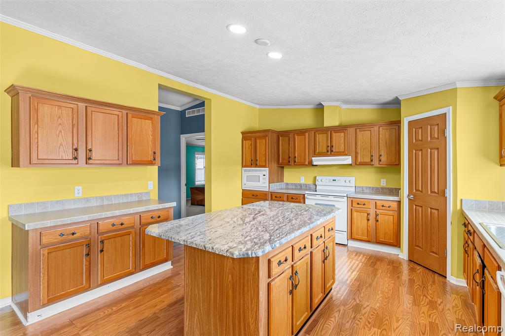 6252 Juliet Boulevard, Fenton, MI 48430 — Photo 15
