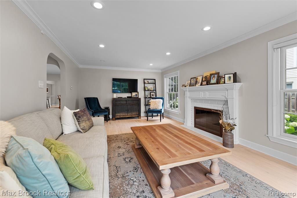 639 N Glenhurst Drive, Birmingham, MI 48009 — Photo 40