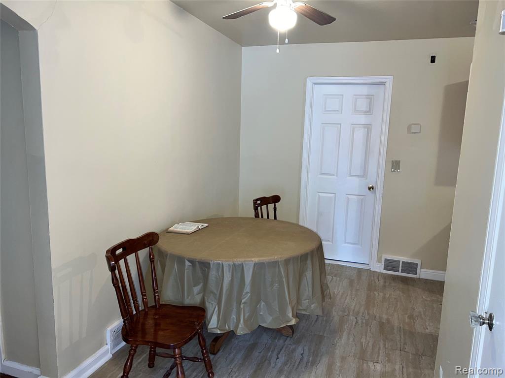 8750 E Outer Drive, Detroit, MI 48213 — Photo 7