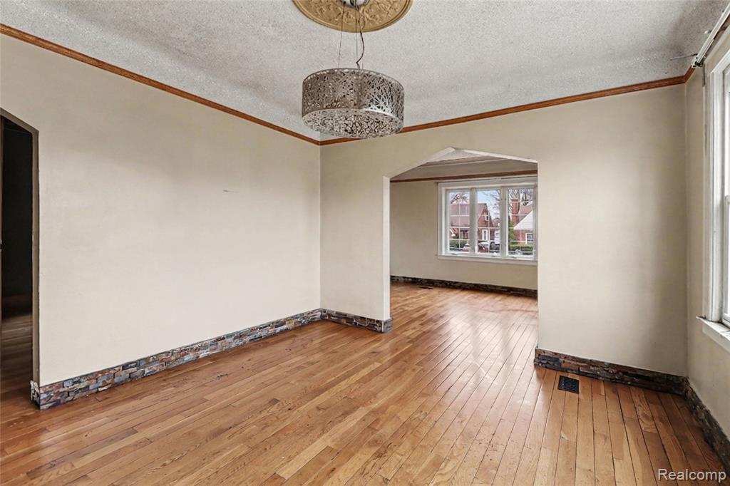 5719 Haverhill Street, Detroit, MI 48224 — Photo 7