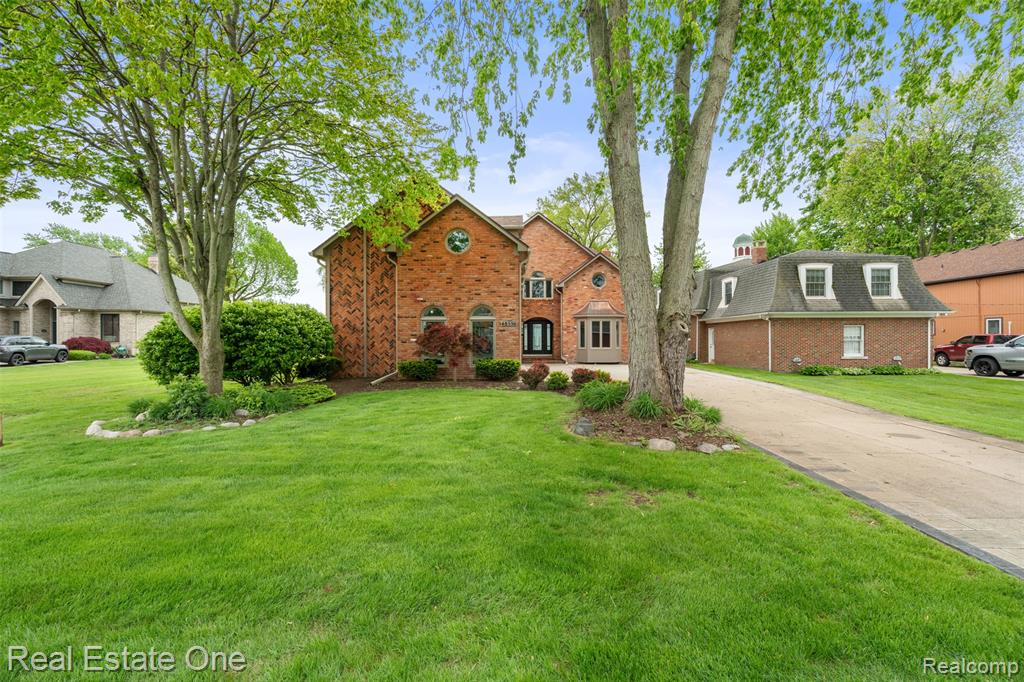 48556 Harbor Drive, Chesterfield, MI 48047 — Photo 4