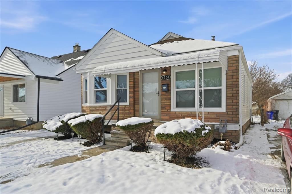 6751 Memorial Avenue, Detroit, MI 48228 — Photo 3