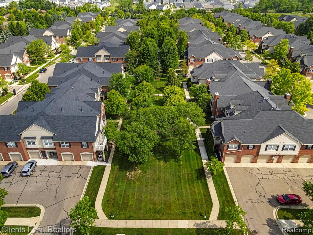 4208 Berkeley Avenue, Canton, MI 48188 — Photo 31