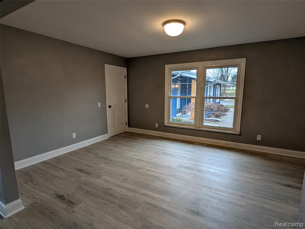 6353 Perry Road, Grand Blanc, MI 48439 — Photo 20