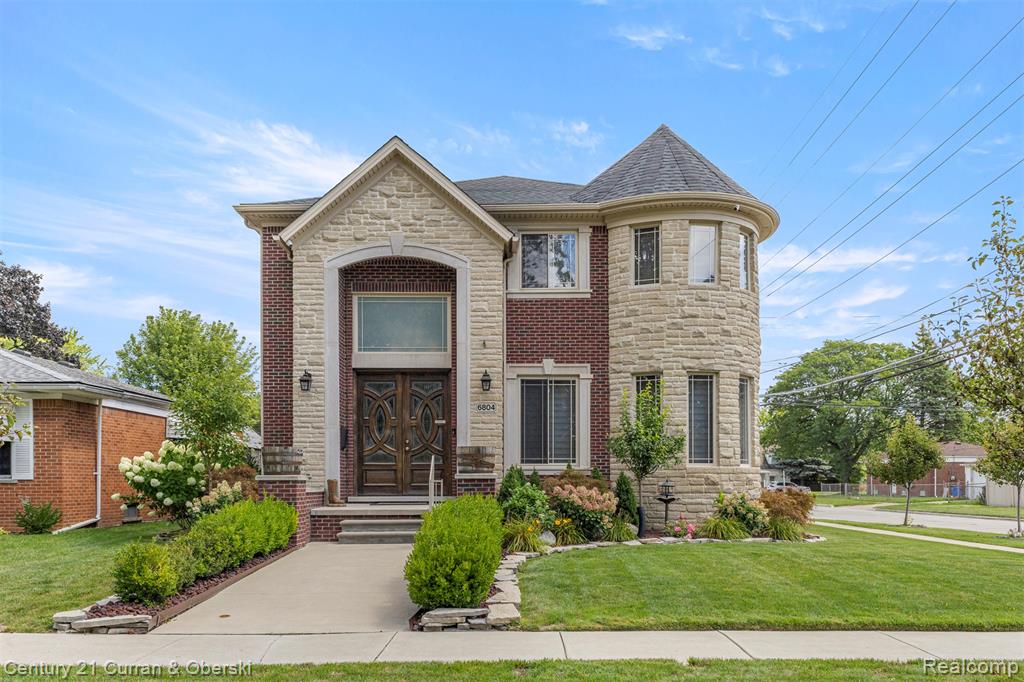 6804 Centralia Street, Dearborn Heights, MI 48127 — Photo 2