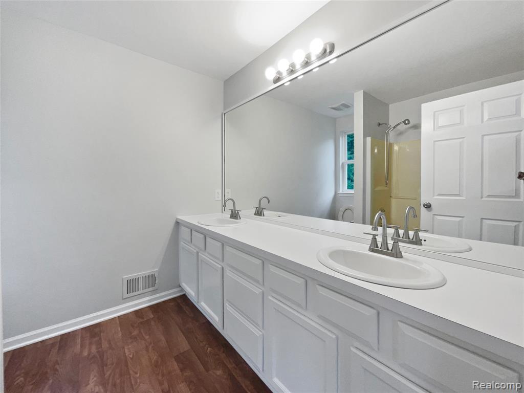 9657 Rockland, Redford, MI 48239 — Photo 7