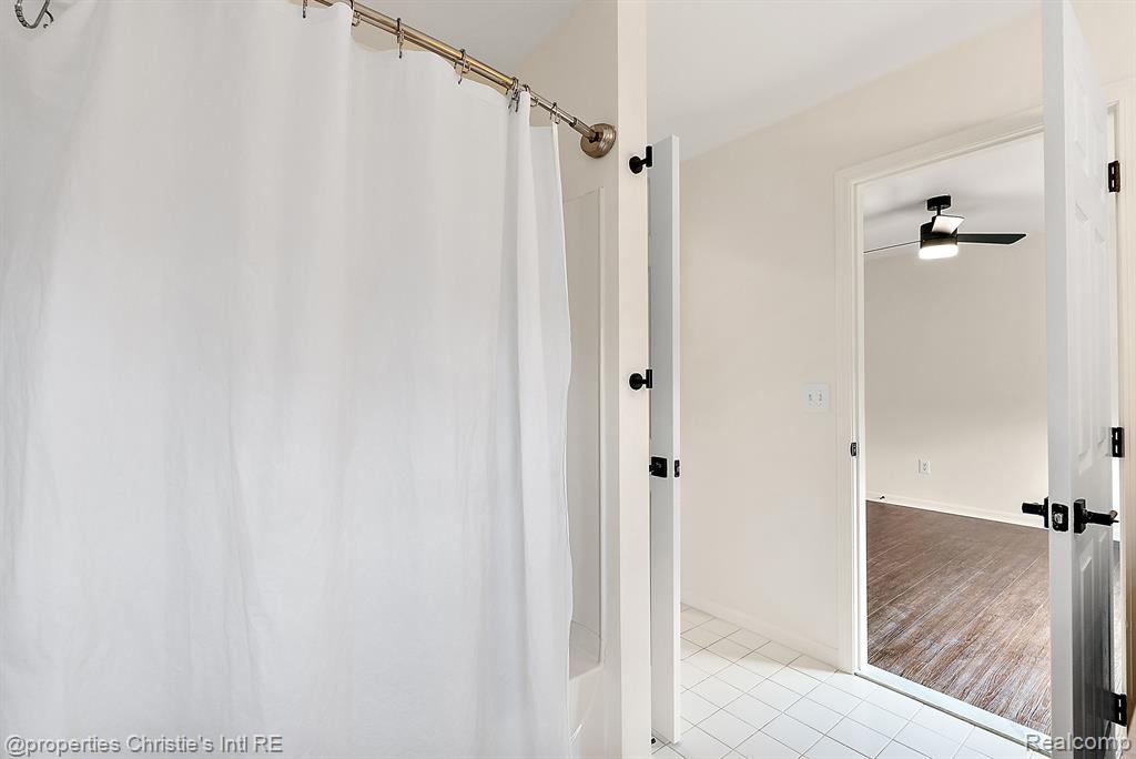 298 E PALMER Street, 26, Detroit, MI 48202 — Photo 27