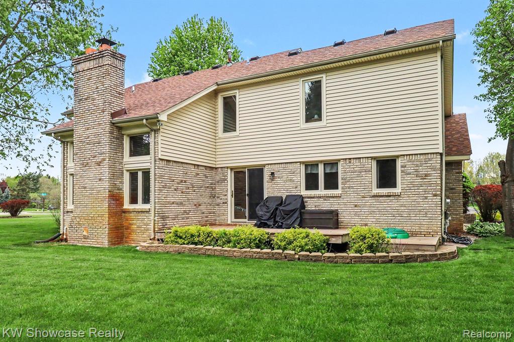 10100 Abrams, Brighton, MI 48114 — Photo 27