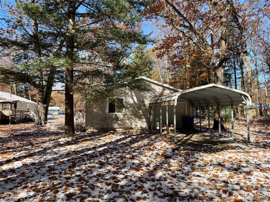 105 Northern Oaks Drive, Houghton Lake, MI 48629 — Photo 7