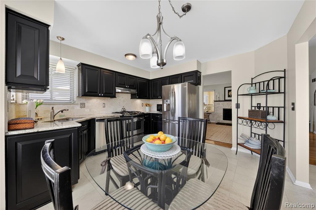 44570 Ridgefield Road, Canton, MI 48188 — Photo 7