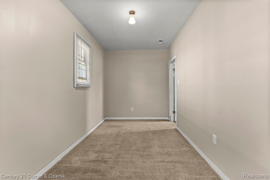 5658 Tarnow Street, Detroit, MI 48210 — Photo 8