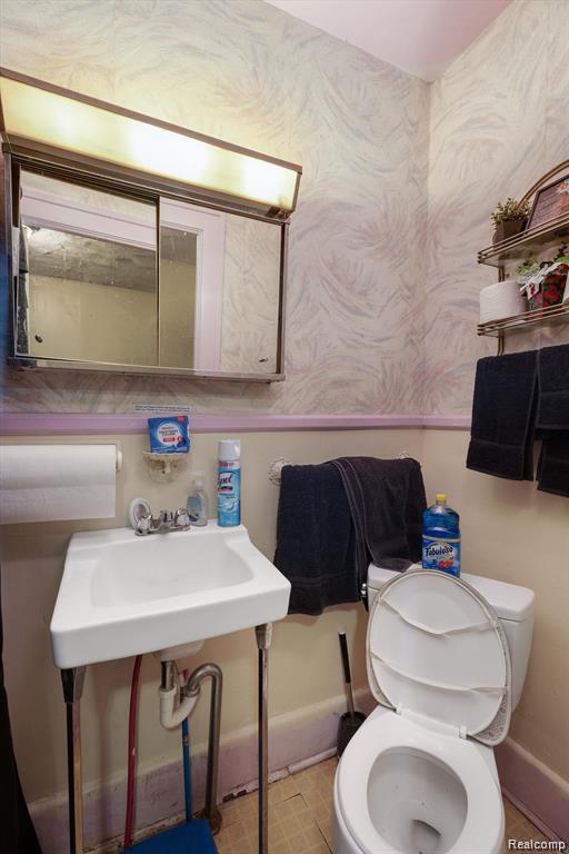 2532 LONGFELLOW Street, Detroit, MI 48206 — Photo 11