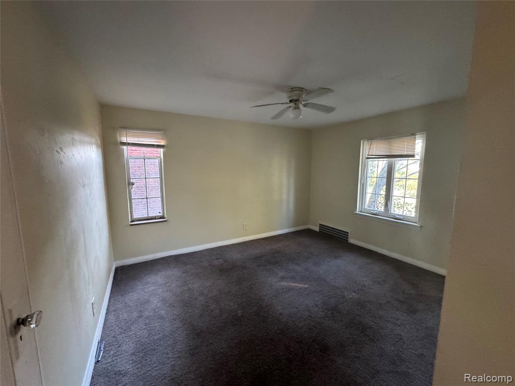 9801 Kensington Avenue, Detroit, MI 48224 — Photo 7