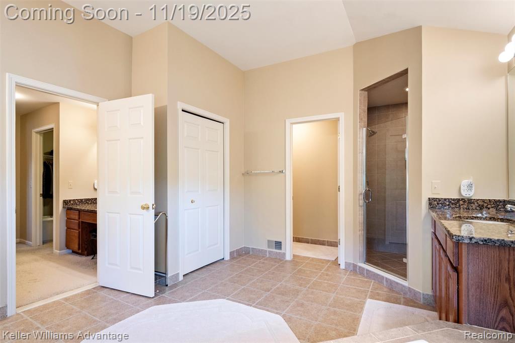 6120 Strawberry Circle, Commerce Twp, MI 48382 — Photo 26