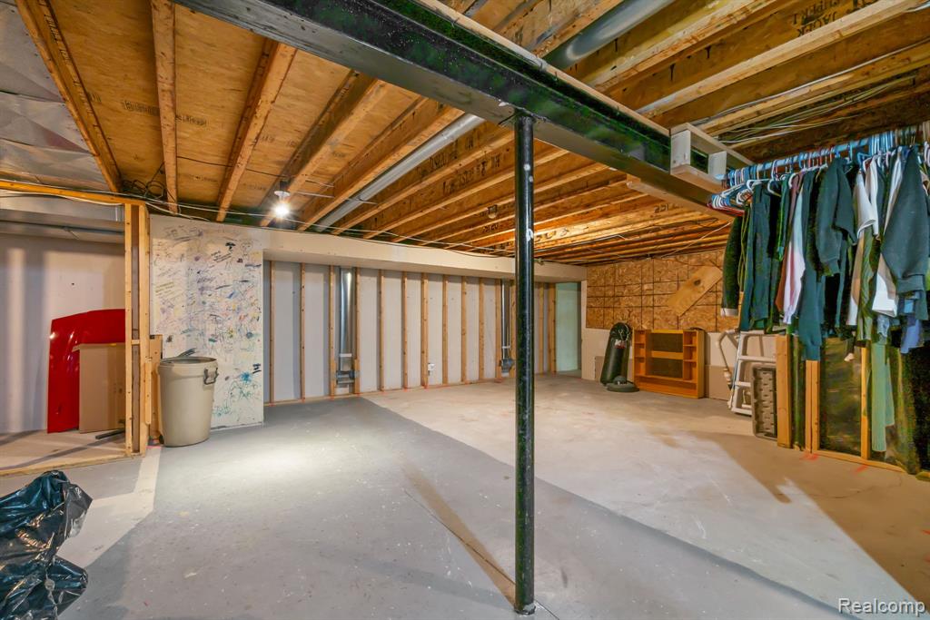 49248 Berkshire Drive, Chesterfield, MI 48047 — Photo 42