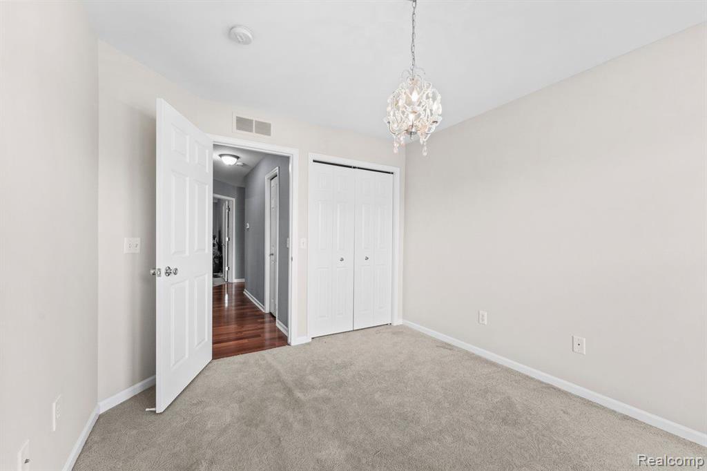 26626 KIRKWAY Circle, Woodhaven, MI 48183 — Photo 19