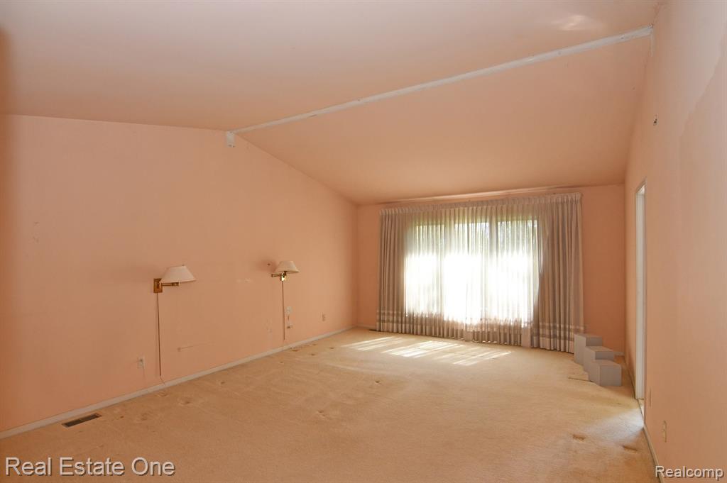 20080 Longridge Court, Northville, MI 48167 — Photo 30