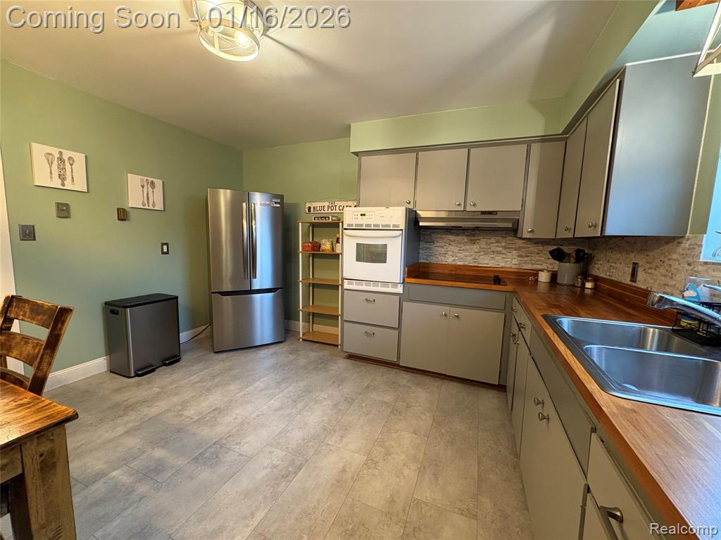 27972 Waltz Road, New Boston, MI 48164 — Photo 14