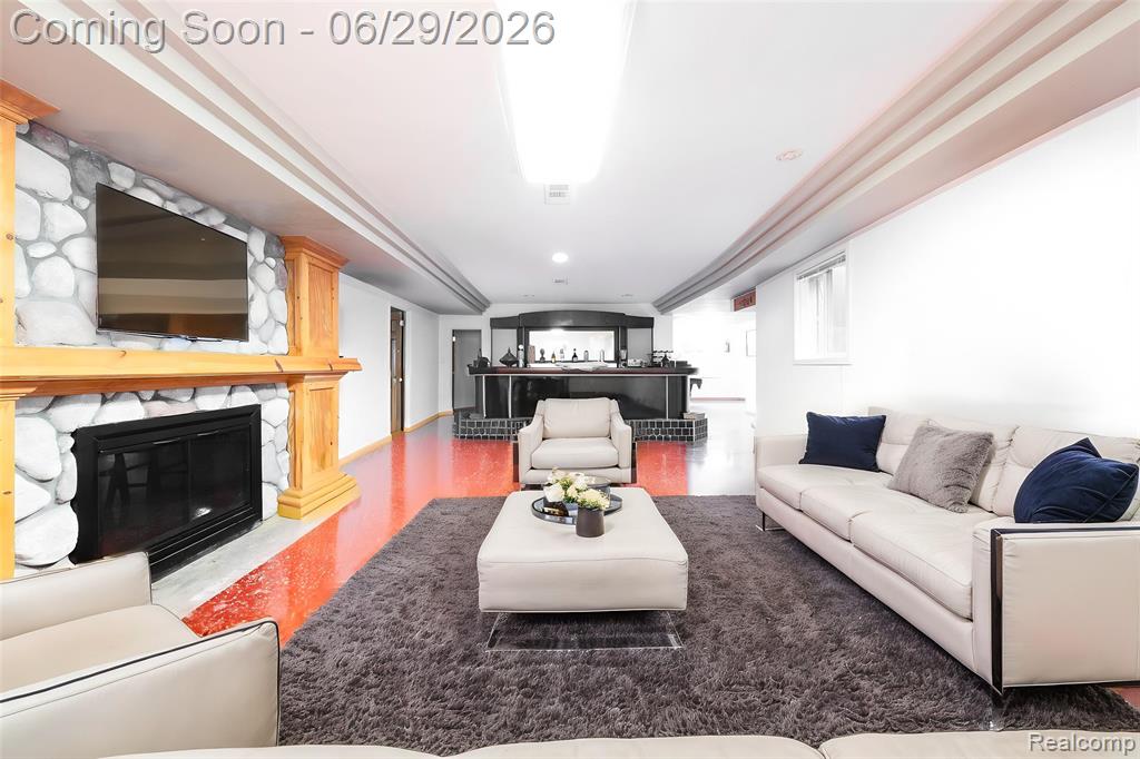 622 Sunningdale Drive, Grosse Pointe, MI 48236 — Photo 33