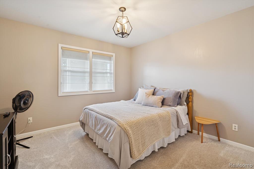 6974 Surrey Lane, Jackson, MI 49201 — Photo 17