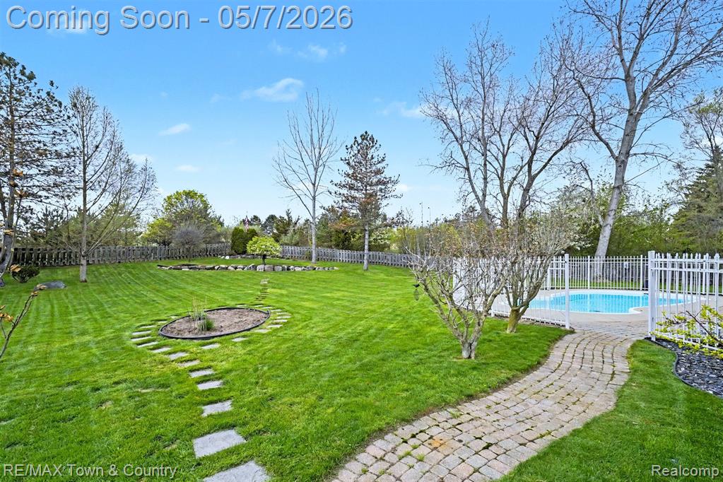 12429 Moceri Drive, Grand Blanc, MI 48439 — Photo 40