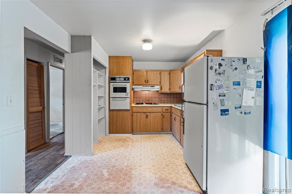 5428 Farmhill Road, Flint, MI 48505 — Photo 6
