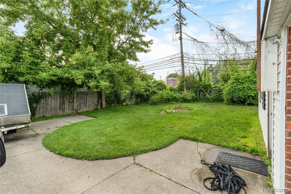 31426 Rush Street, Garden City, MI — Photo 14